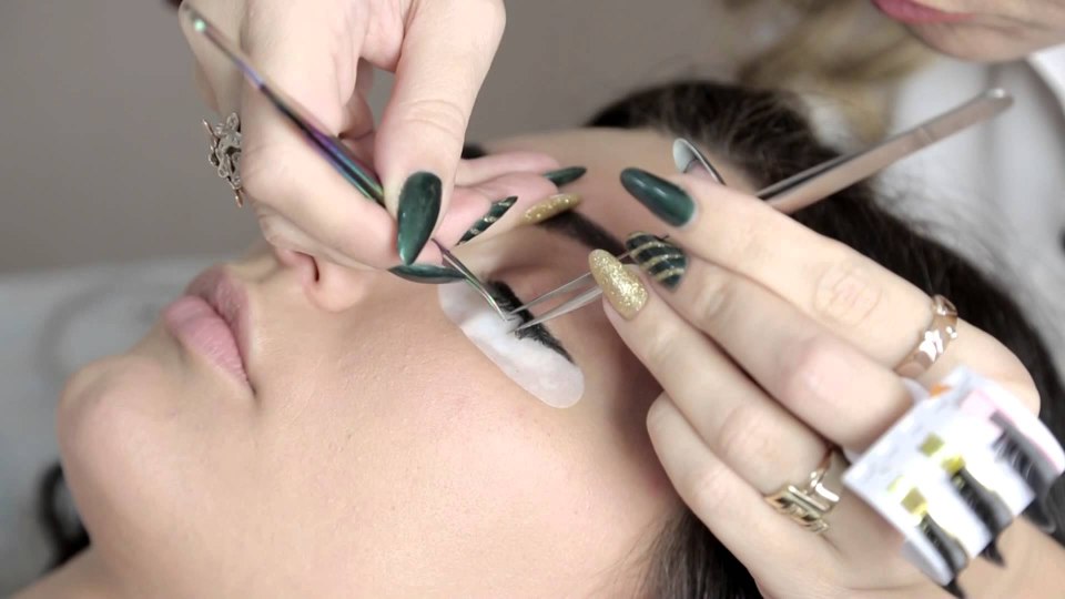 Классическое наращивание ресниц