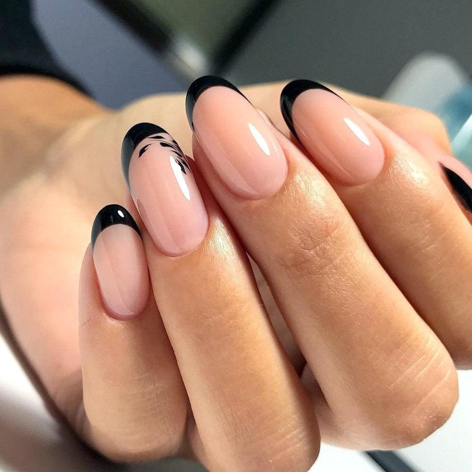 Черный френч