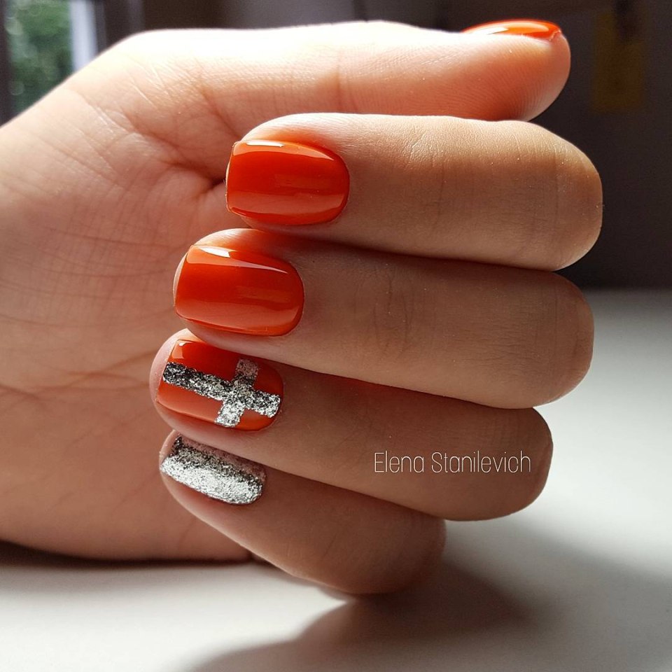 Оранжевые ногти длинные
