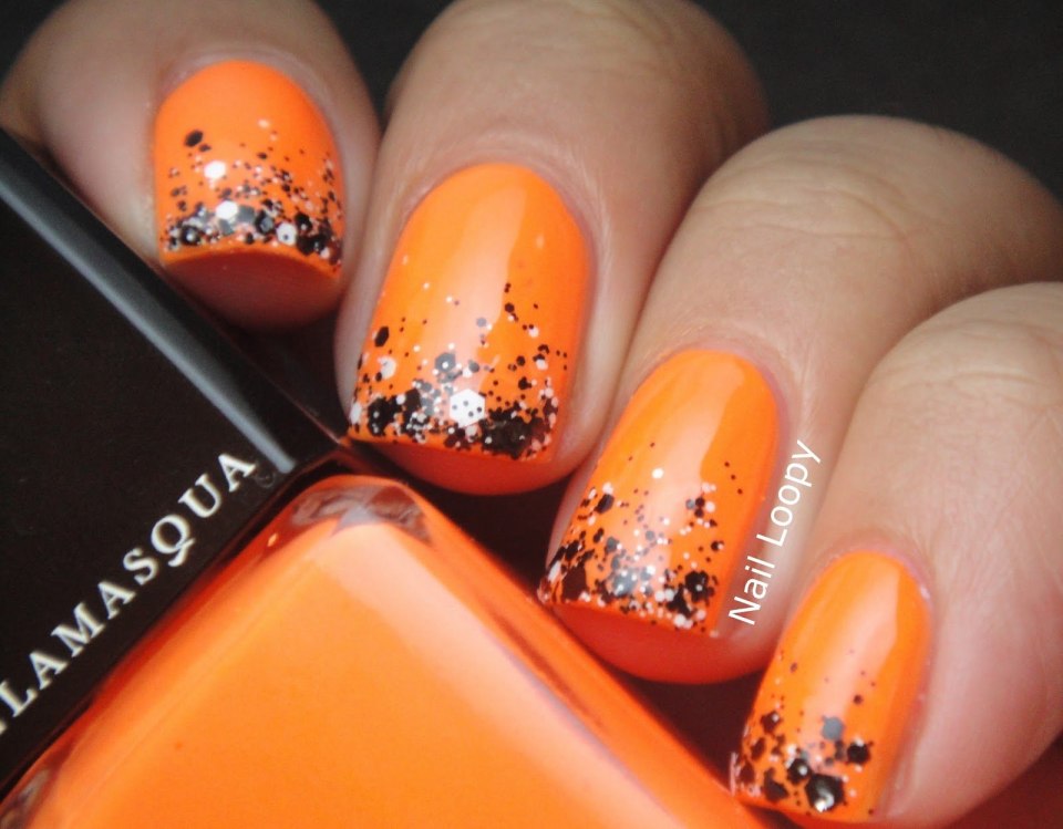 Маникюр оранжевого цвета