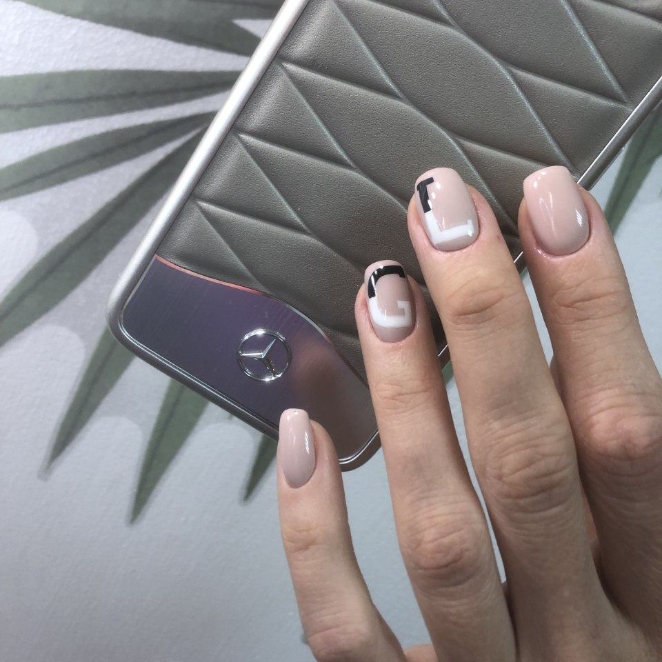 Наушники Nail