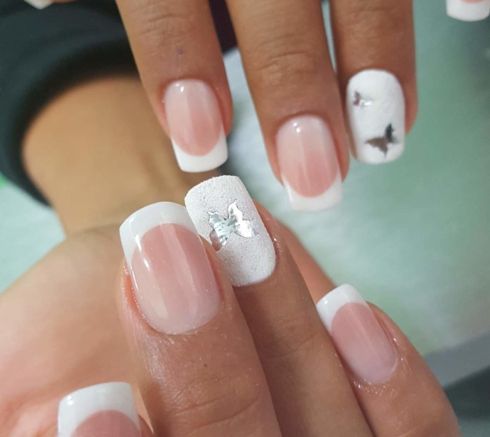 Красивый французский маникюр