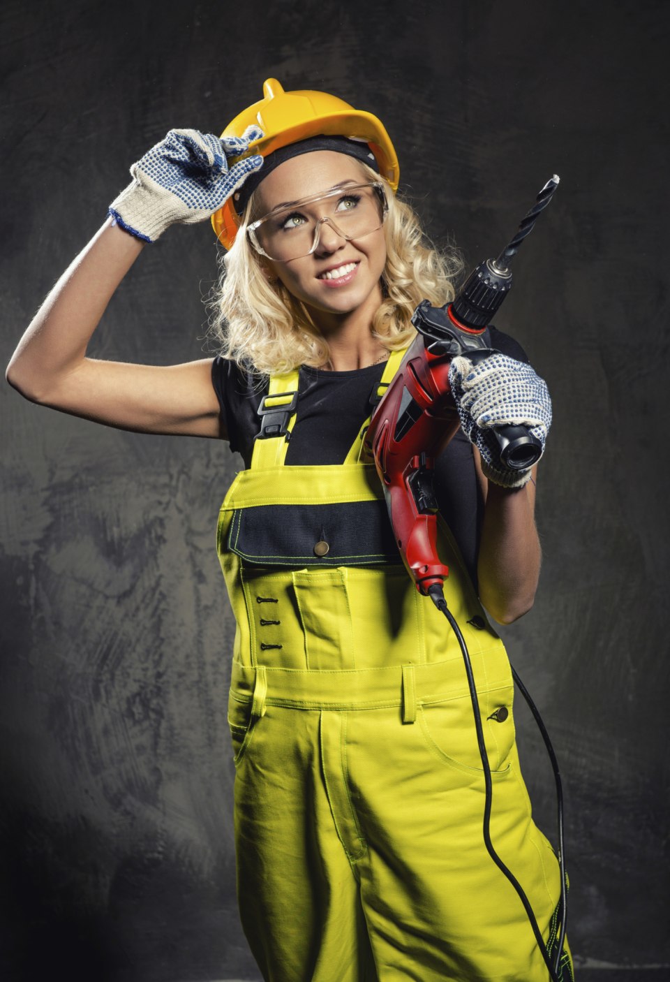 Девушка Строитель