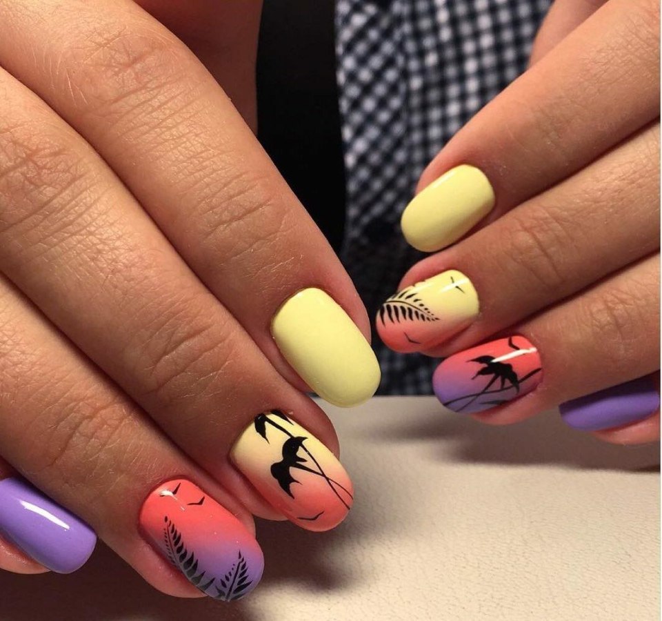 Красивый нежный маникюр