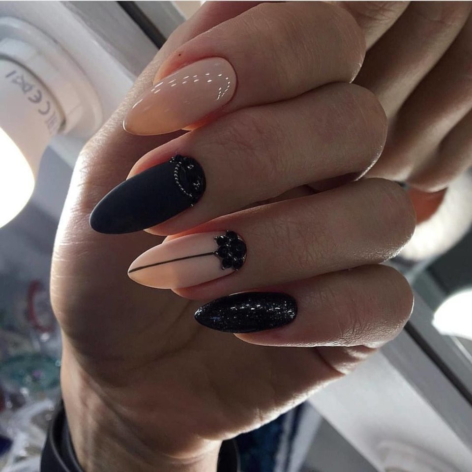 Серебрянный френч миндаль