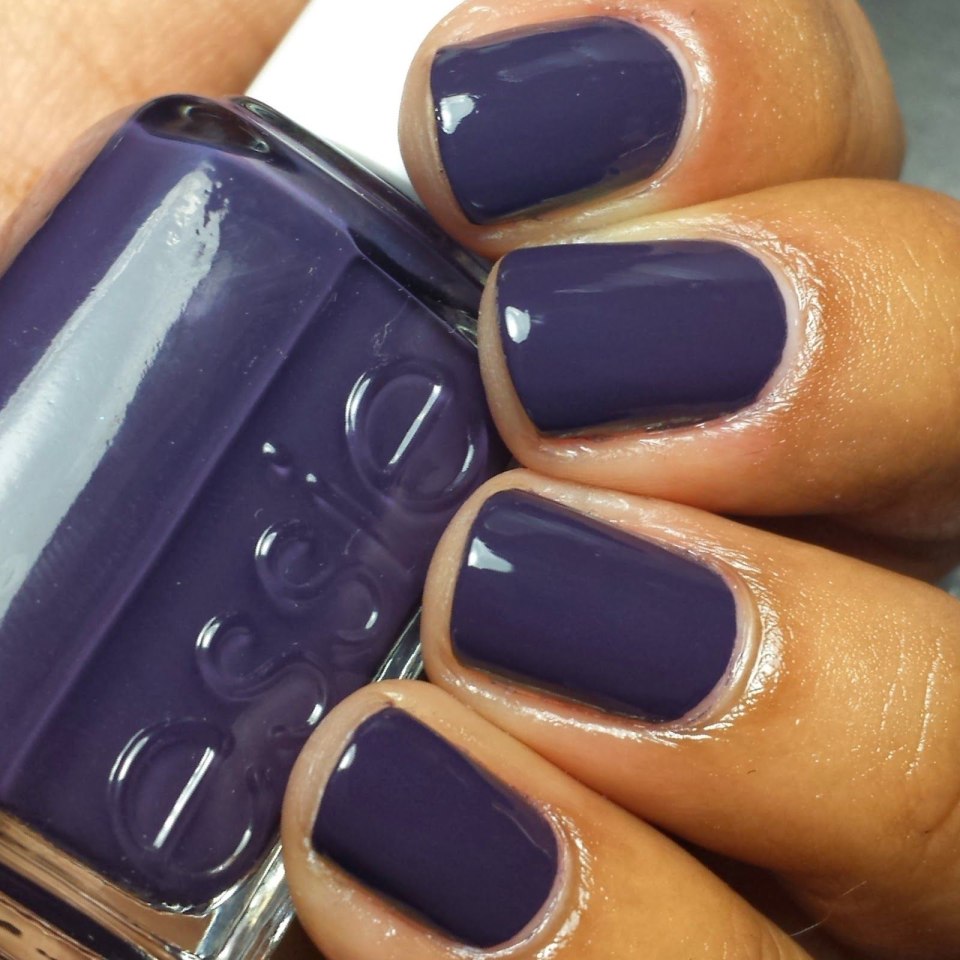 Essie темно синий матовый
