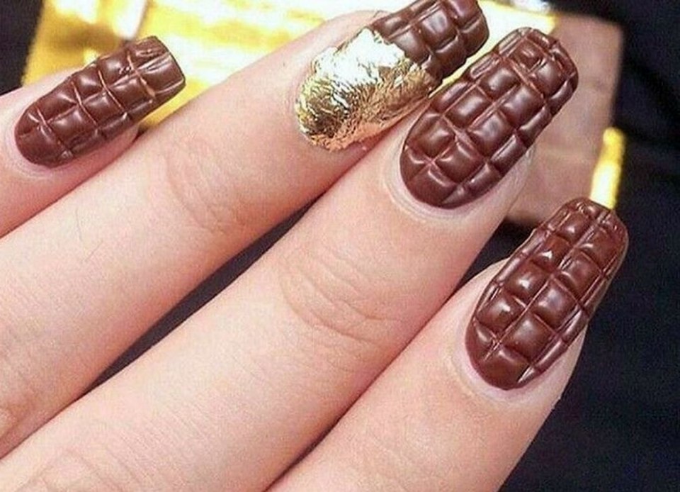 Маникюр кофе