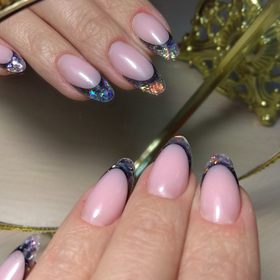 Миндаль кошачий глаз фиолетовый