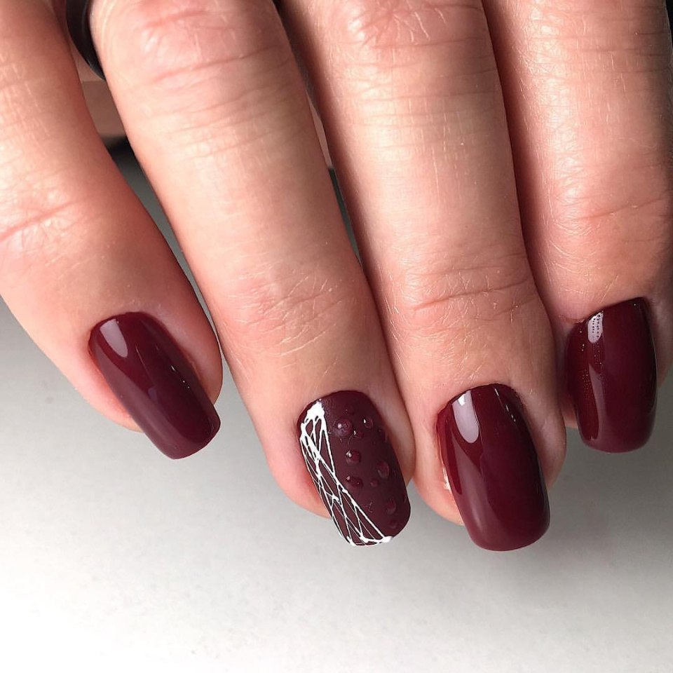 Шеллак бордовый с золотом