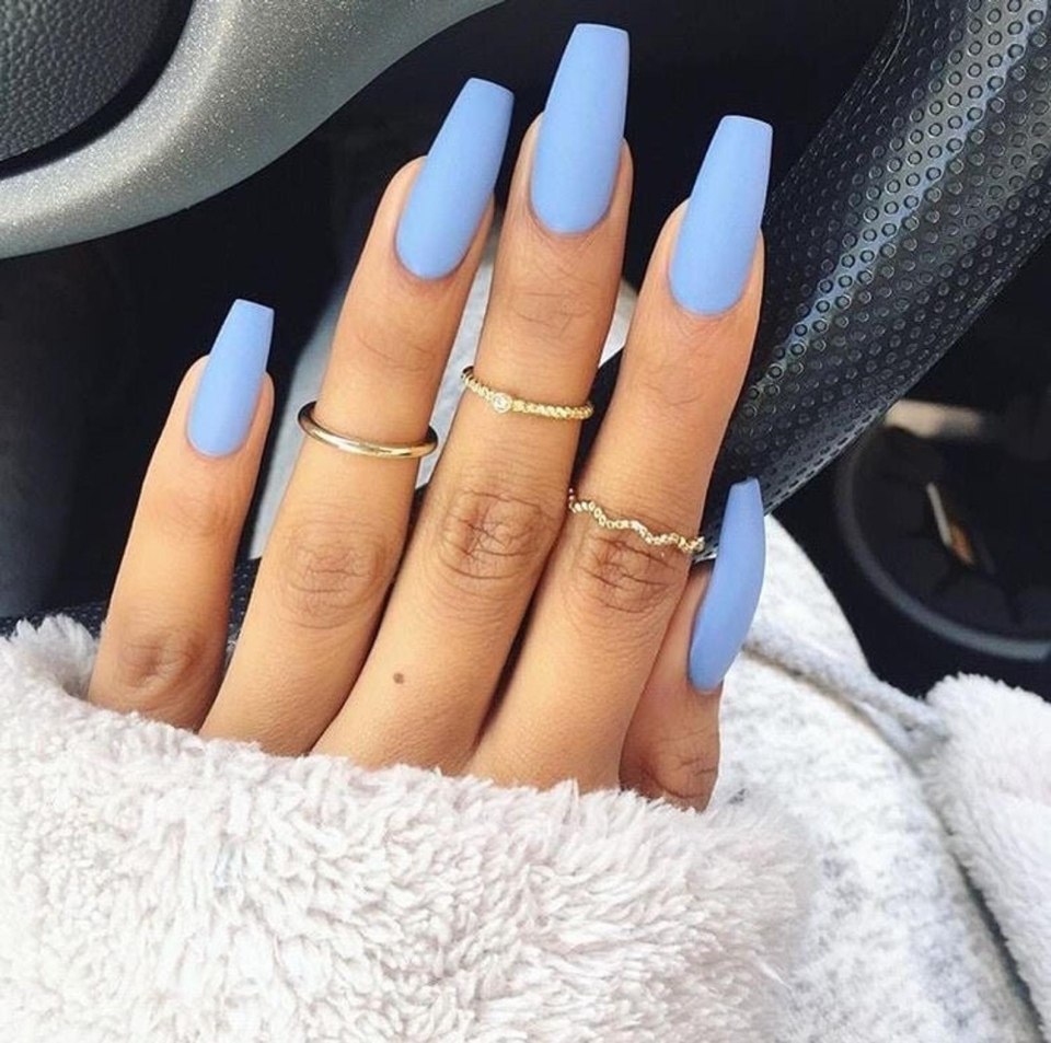 Нюдовый маникюр на длинные ногти