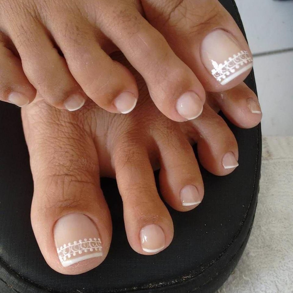 Разноцветный педикюр