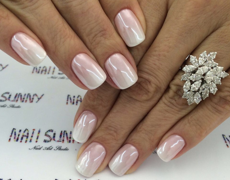 Френч нейл Санни