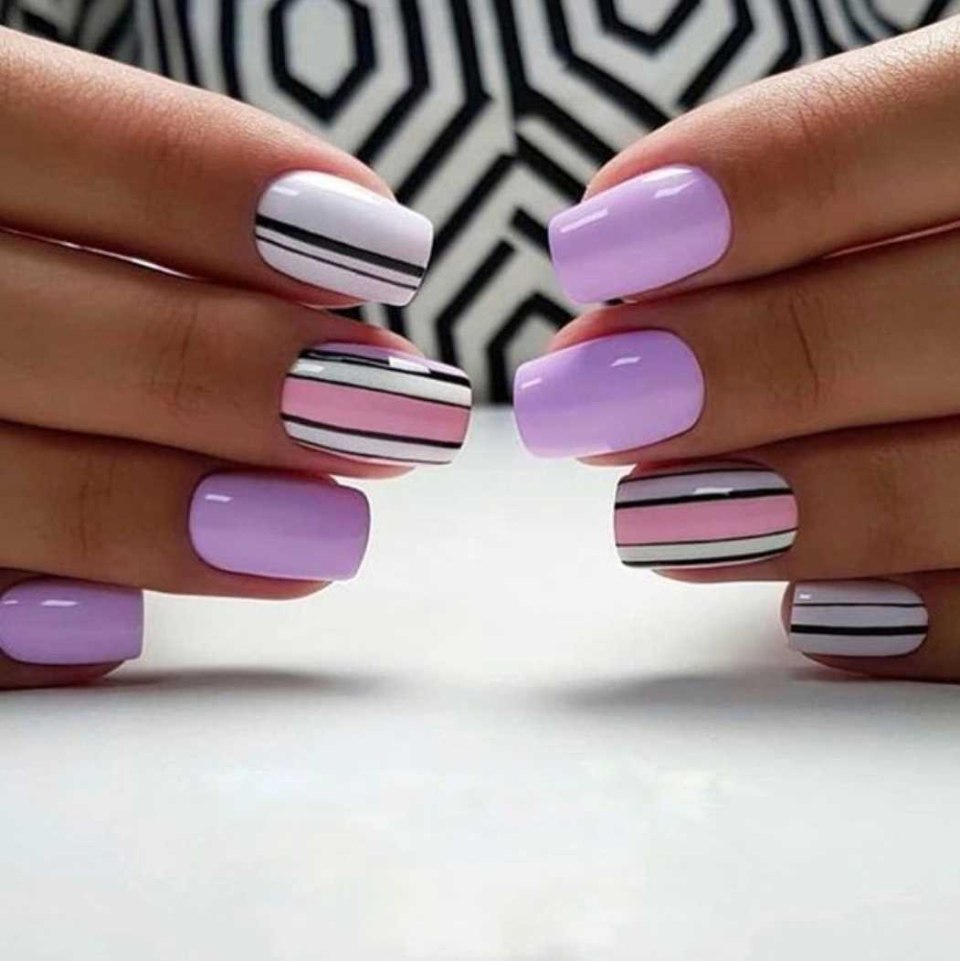 Маникюр с полосками