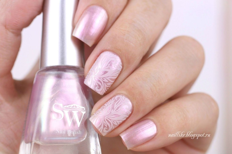 Лак Essie сиреневый