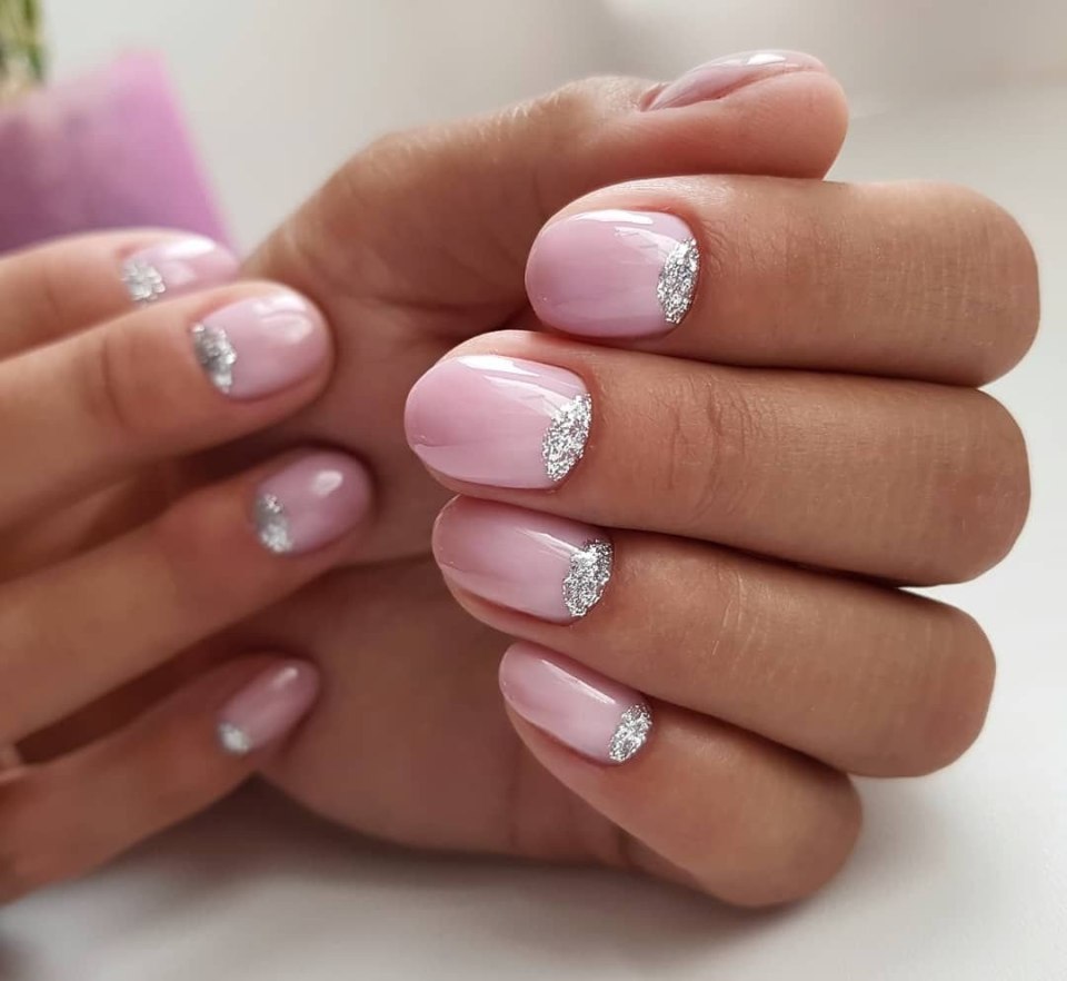 Красивый маникюр на короткие ногти