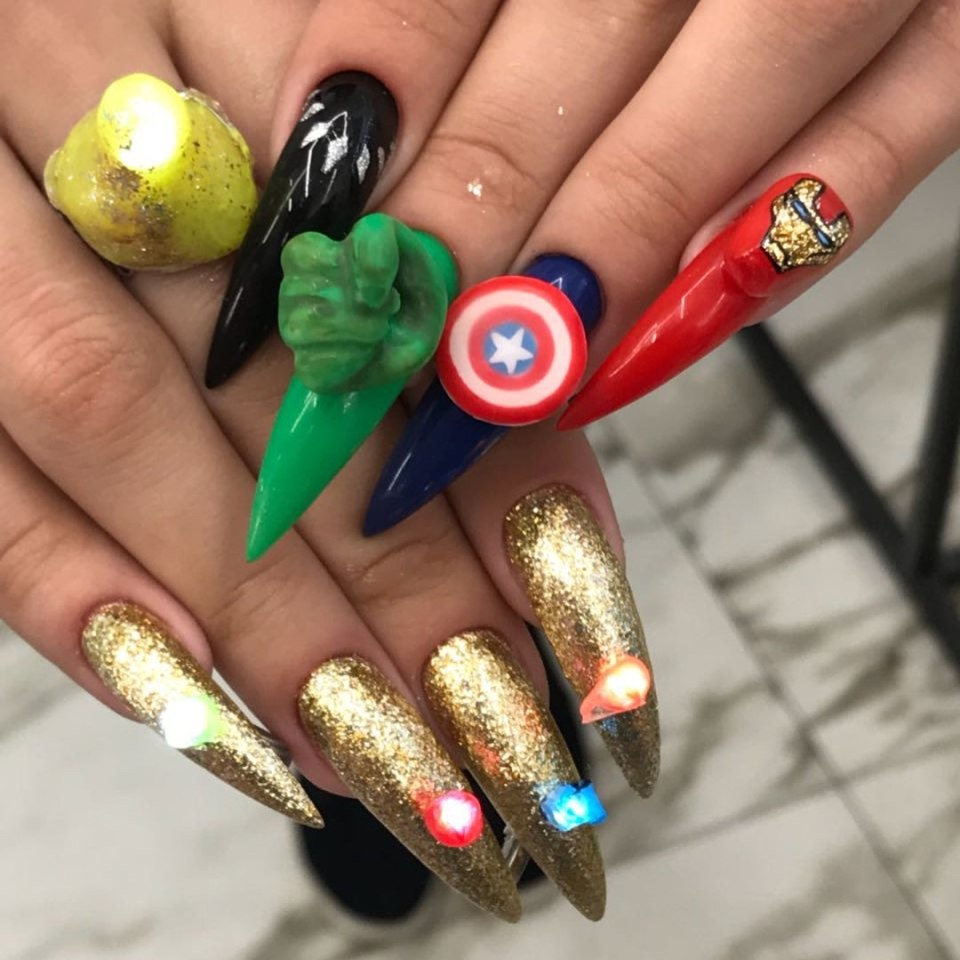 Креативный маникюр