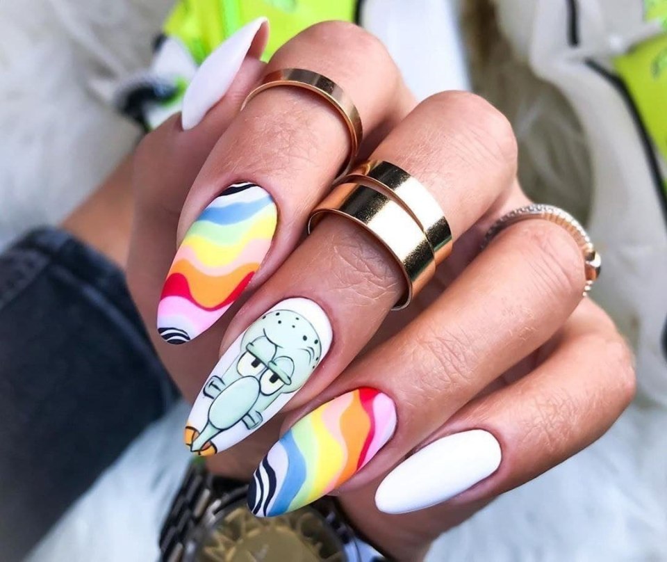 Стильный летний маникюр