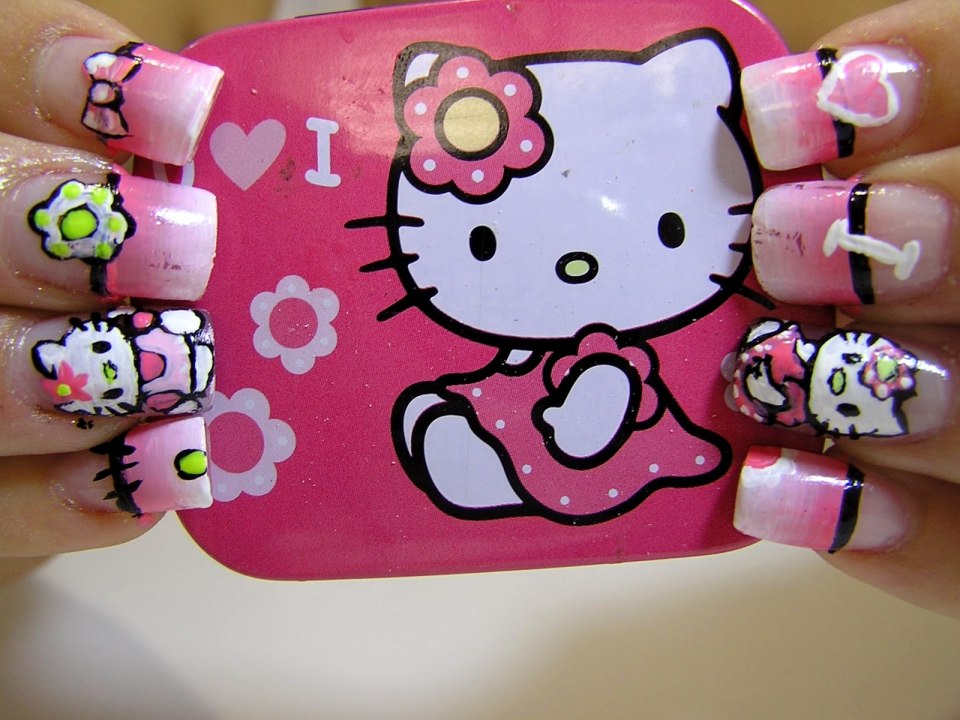 Ногти Хелло Китти