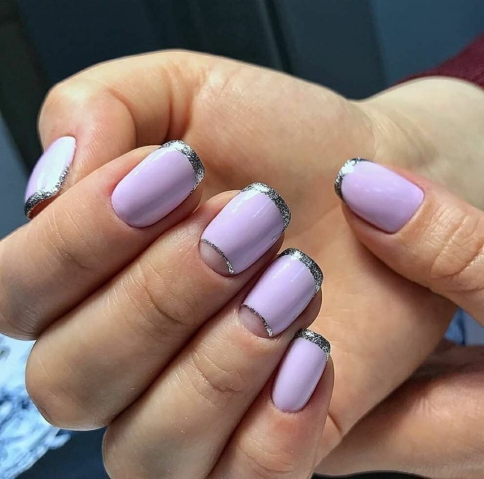 Маникюр с лунками