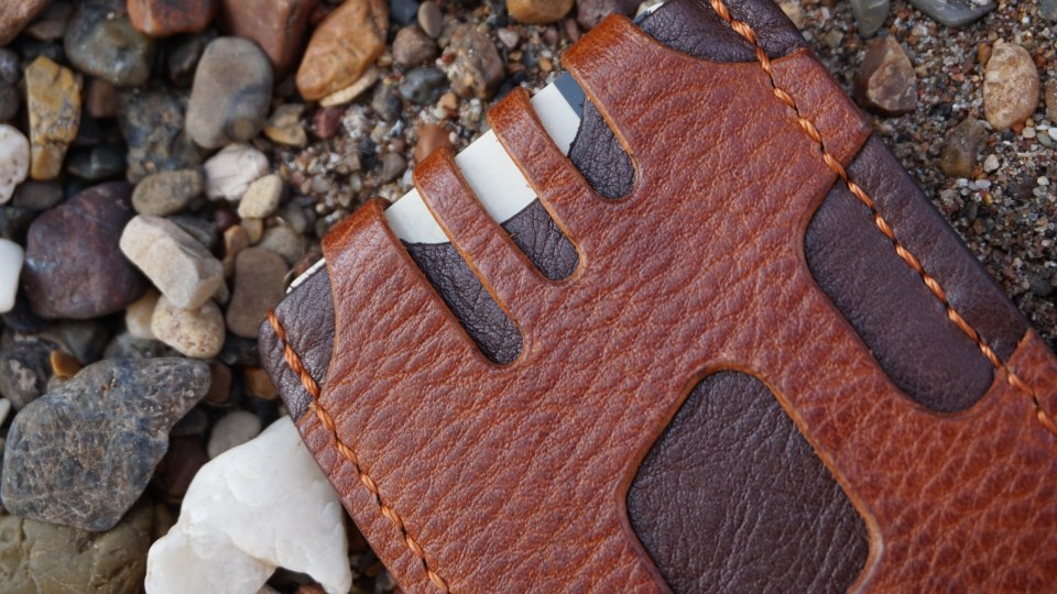 Починить сломанный ноготь