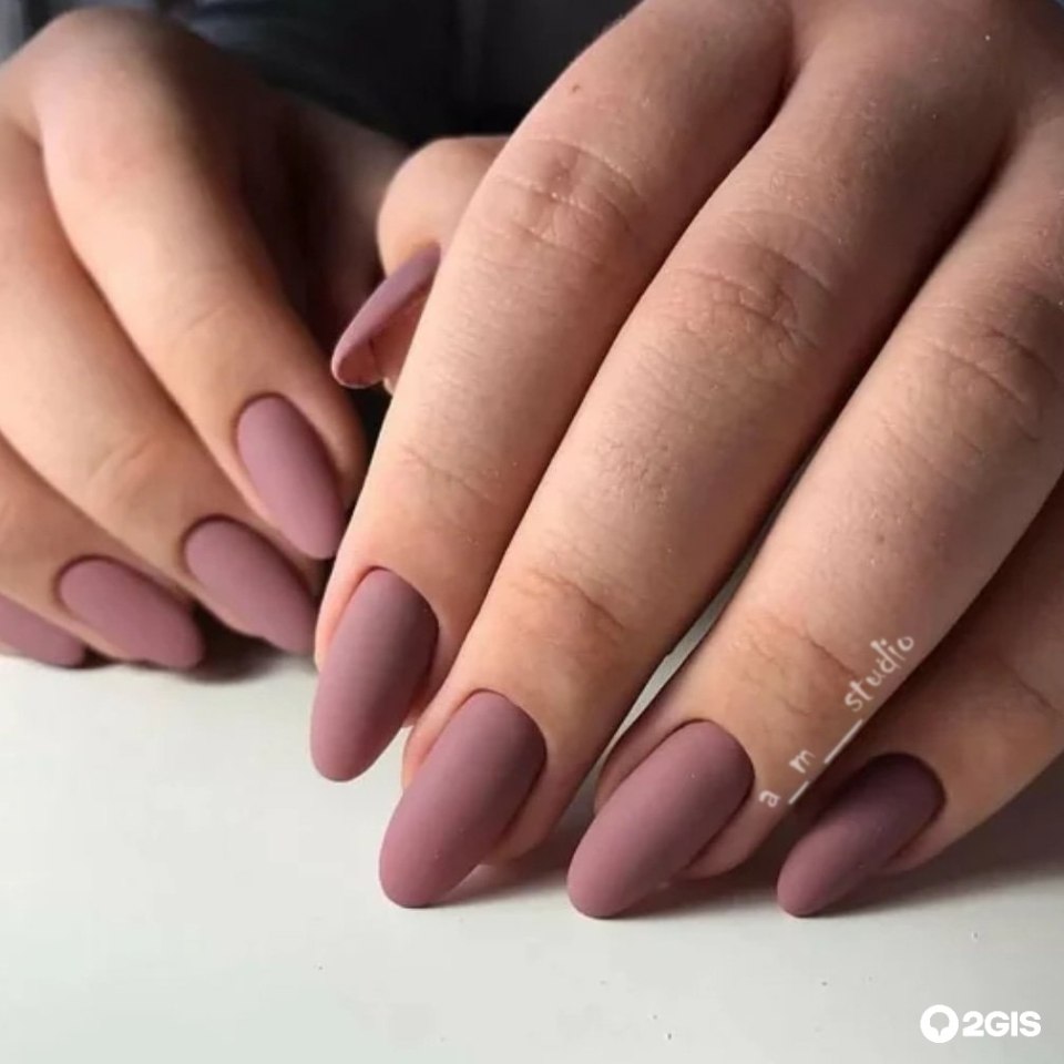 Матовый нюд миндаль