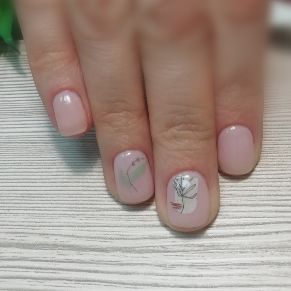 Маникюр на короткие широкие ногти