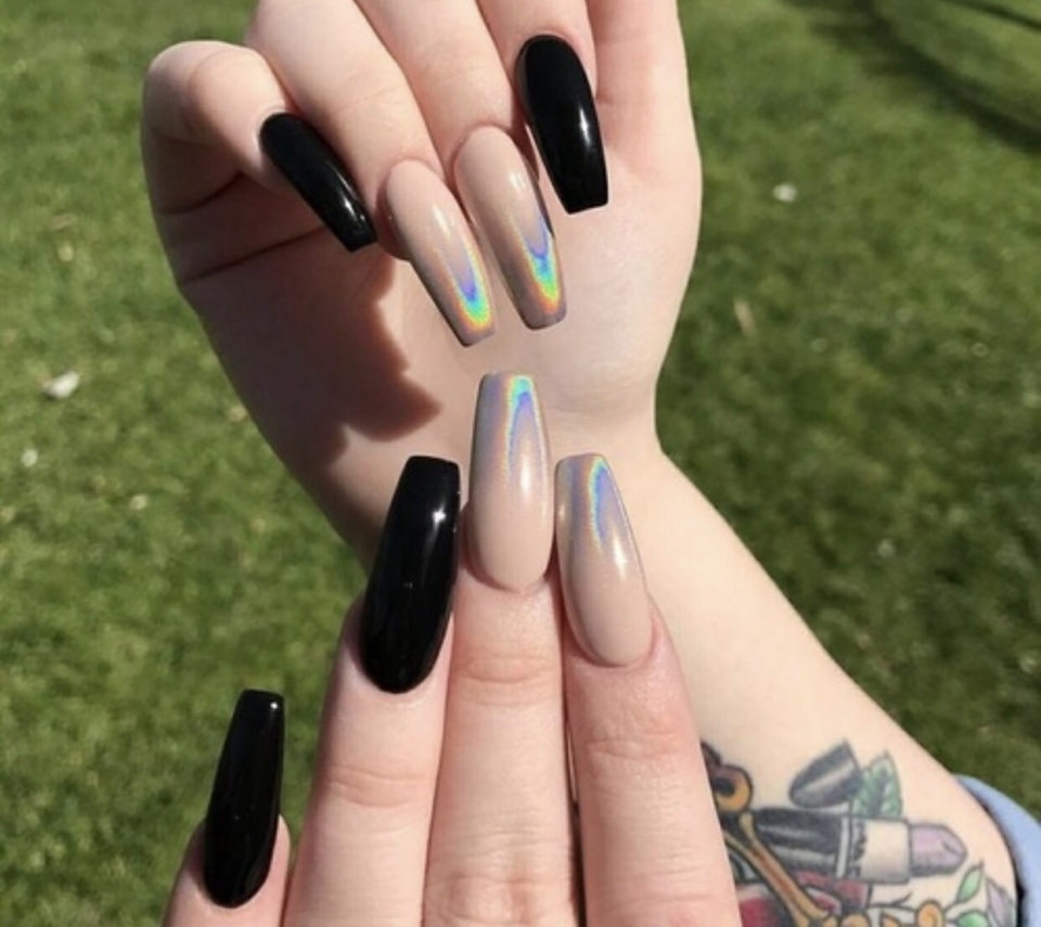 Маникюр на балерину молодежный