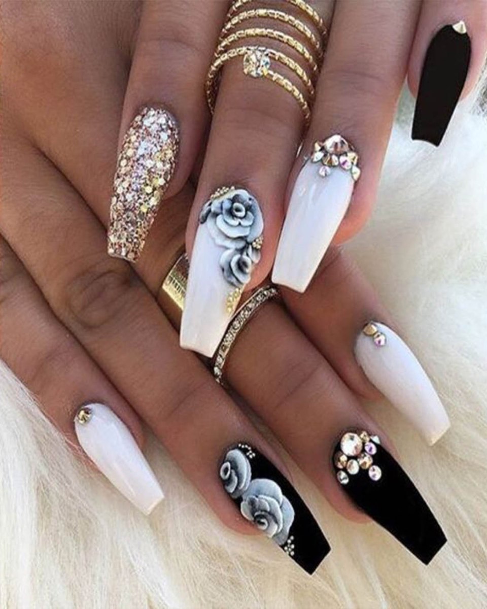 Маникюр на дл нных ногтях