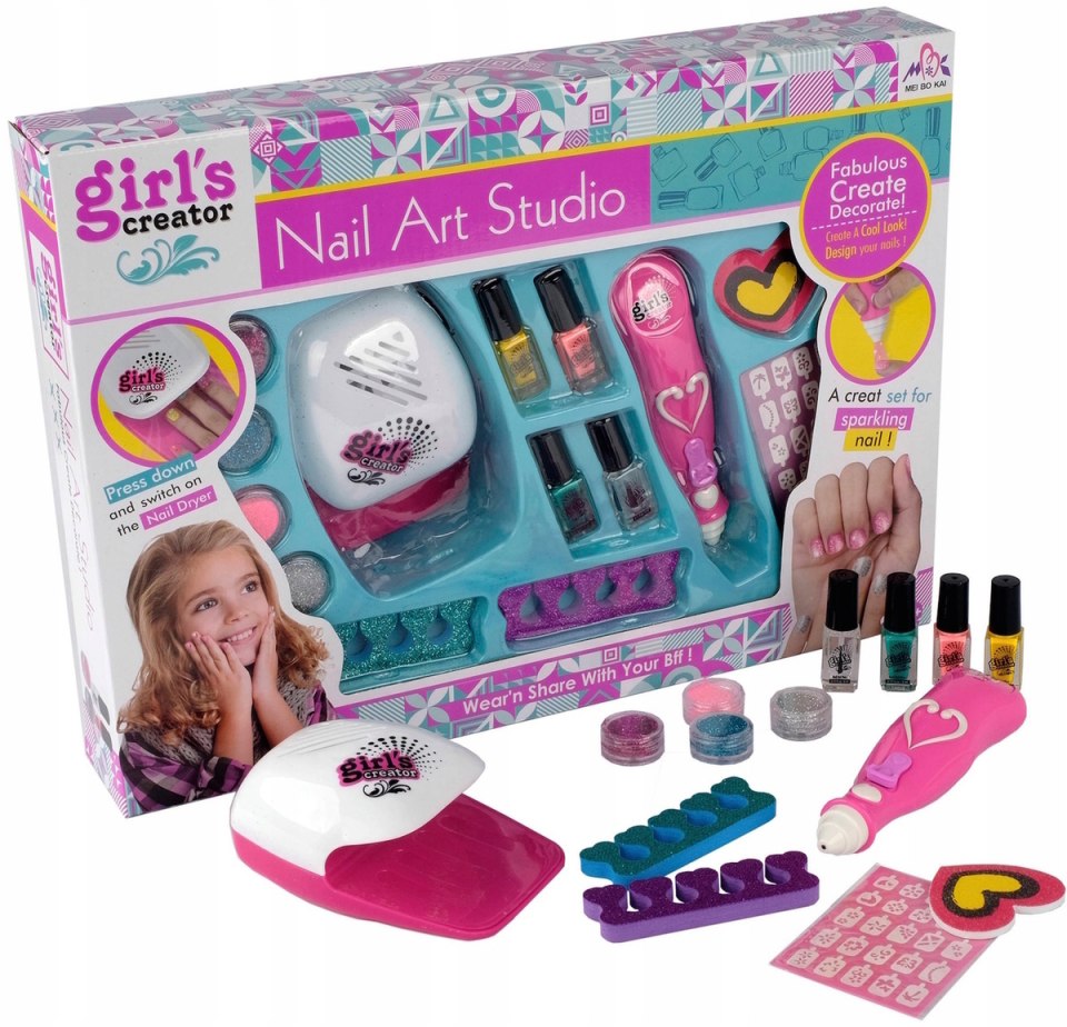 Маникюрный набор для девочек "Nail Art Studio"