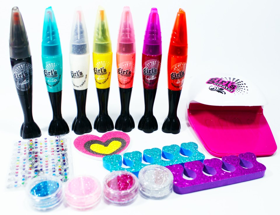 Маникюрный набор для девочек "Nail Art Studio" с сушкой