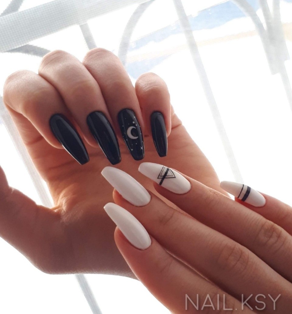 Черно белый маникюр на длинные ногти