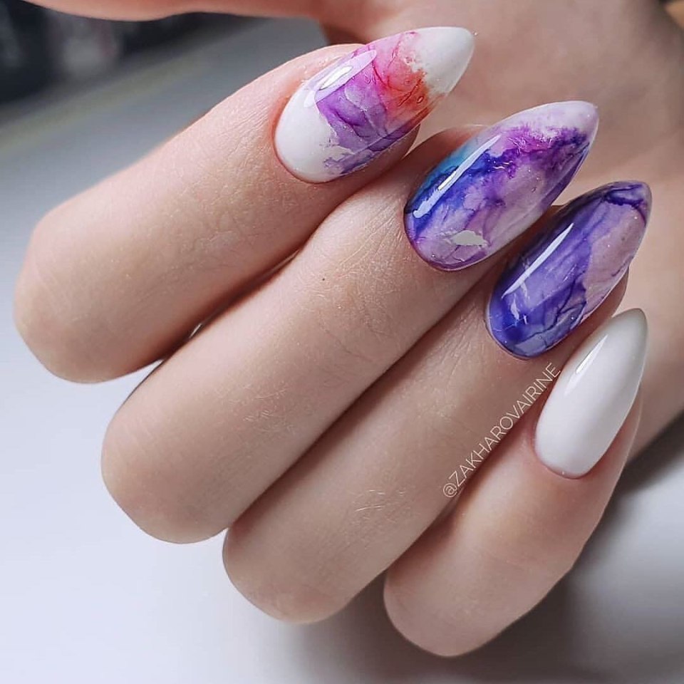 Ногти с разводами