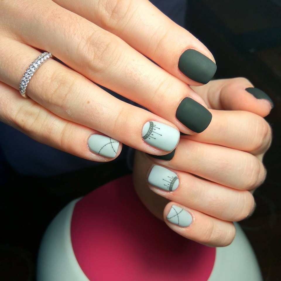 Матовый маникюр на короткие ногти