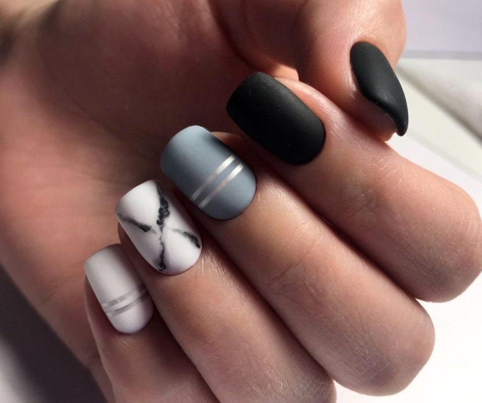 Матовые квадратные ногти