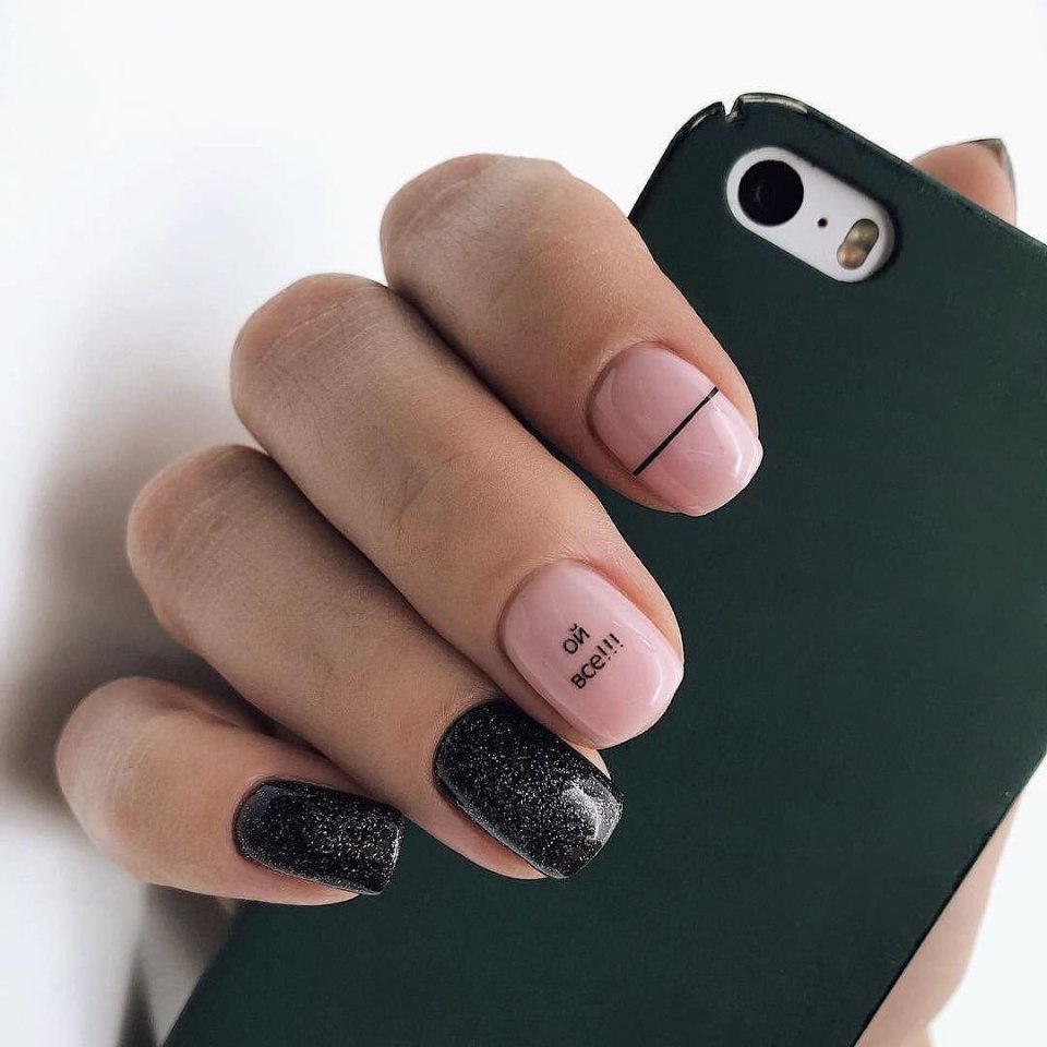 Маникюр с надписями