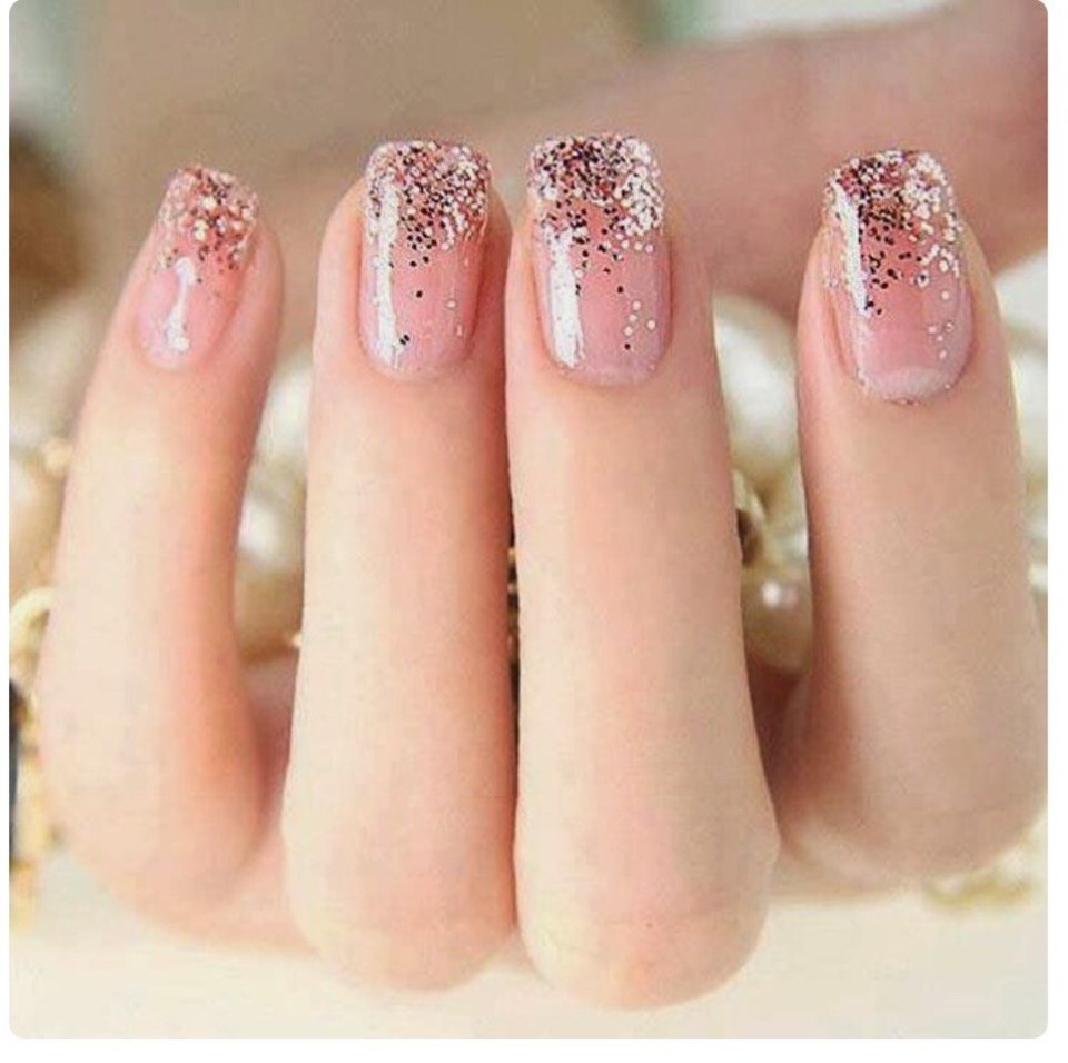 Нежный маникюр