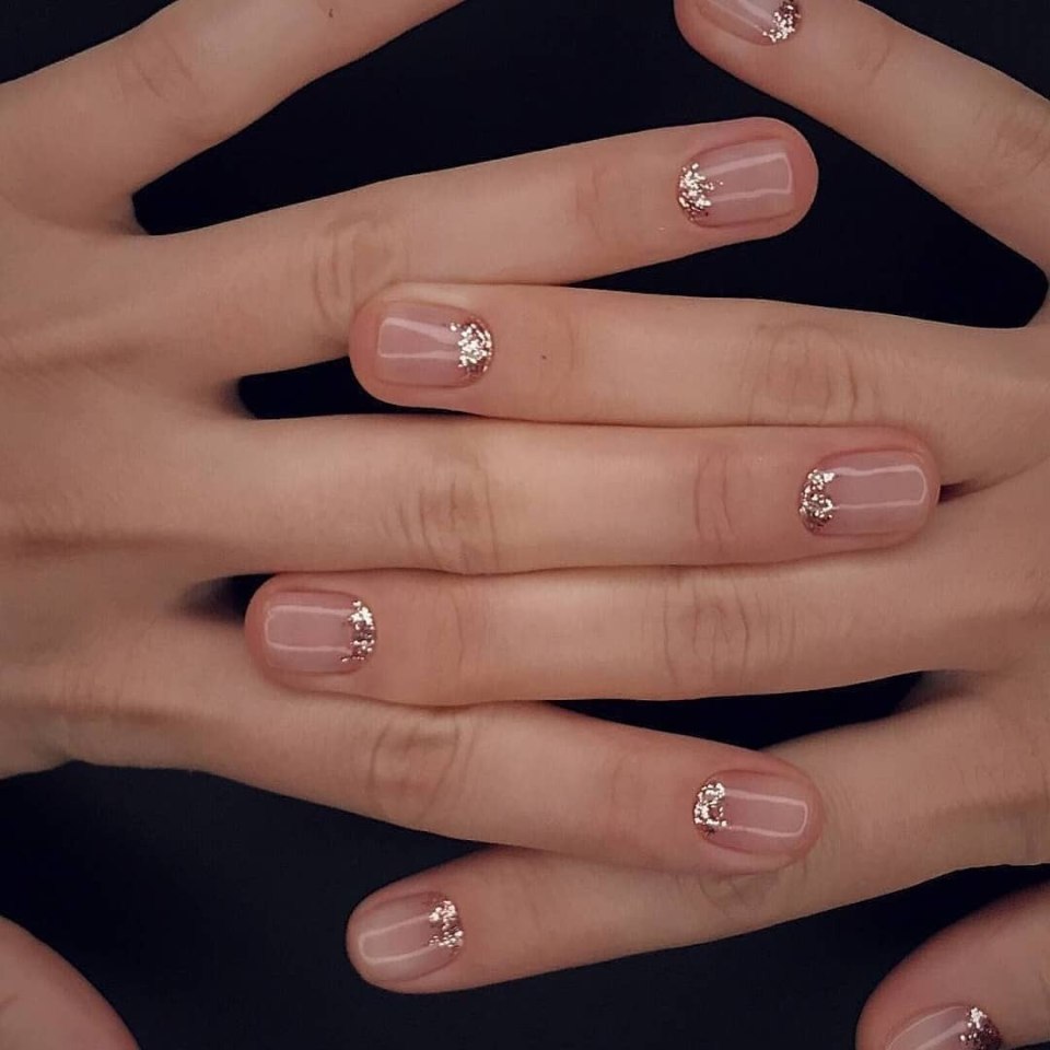 Мникюрна короткие ногти