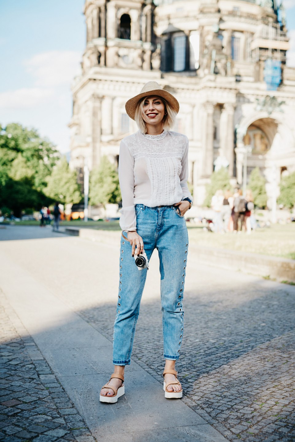 Образы с джинсами