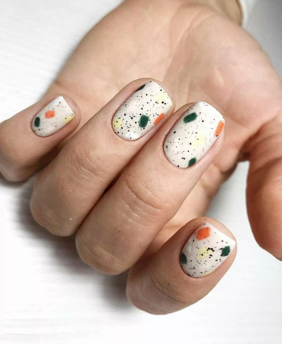 Гель лак перепелиное яйцо фирмы