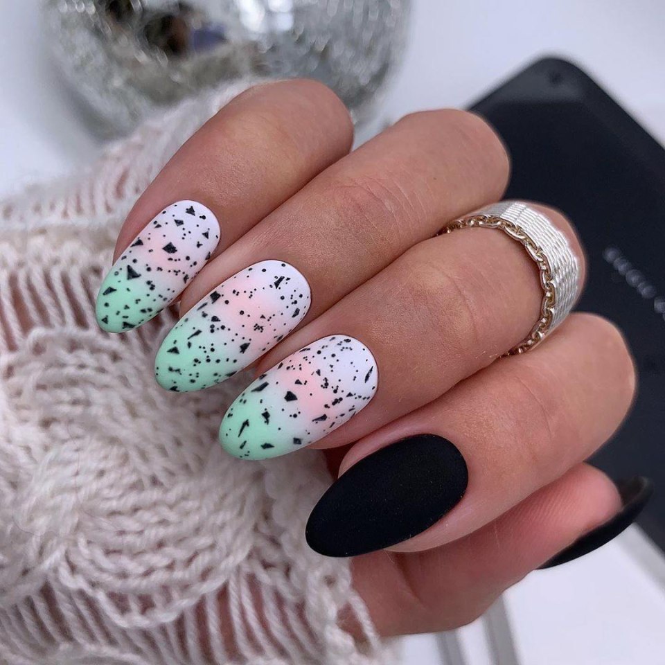 Маникюр перепелиное яйцо 2021