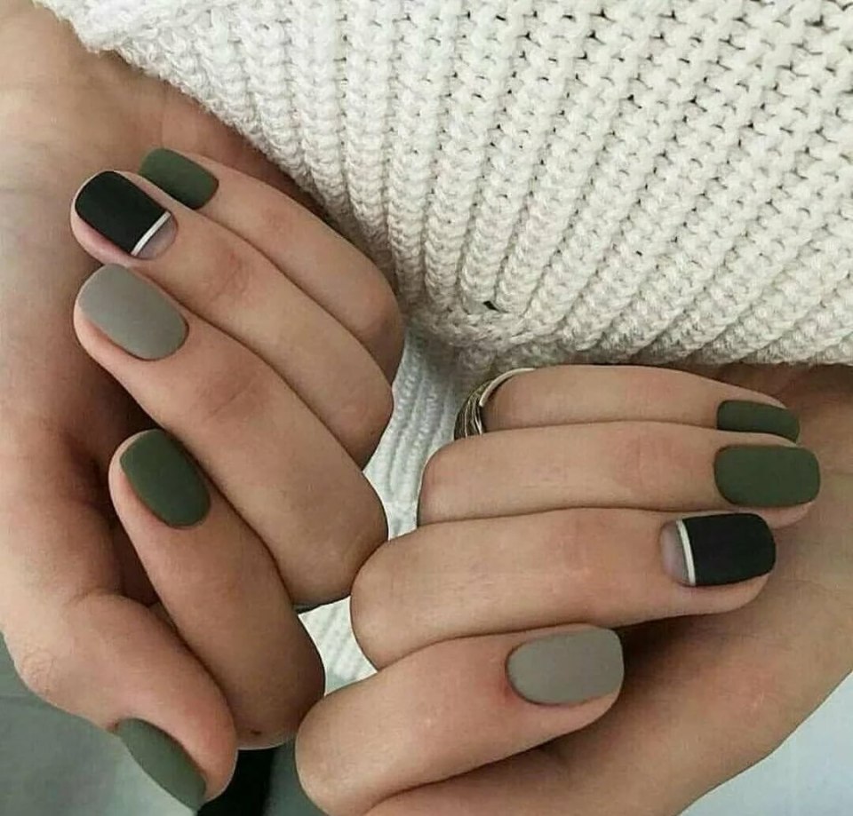 Зеленые матовые ногти короткие