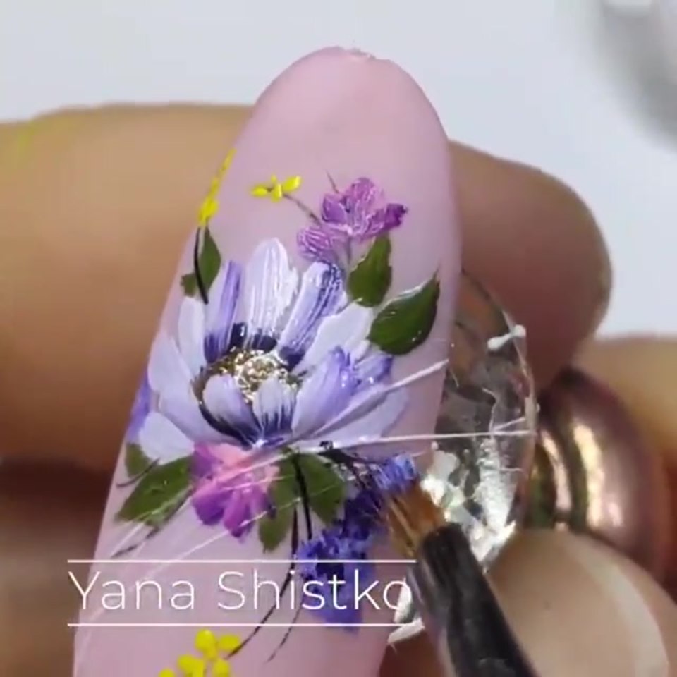 Цветочный маникюр пошагово