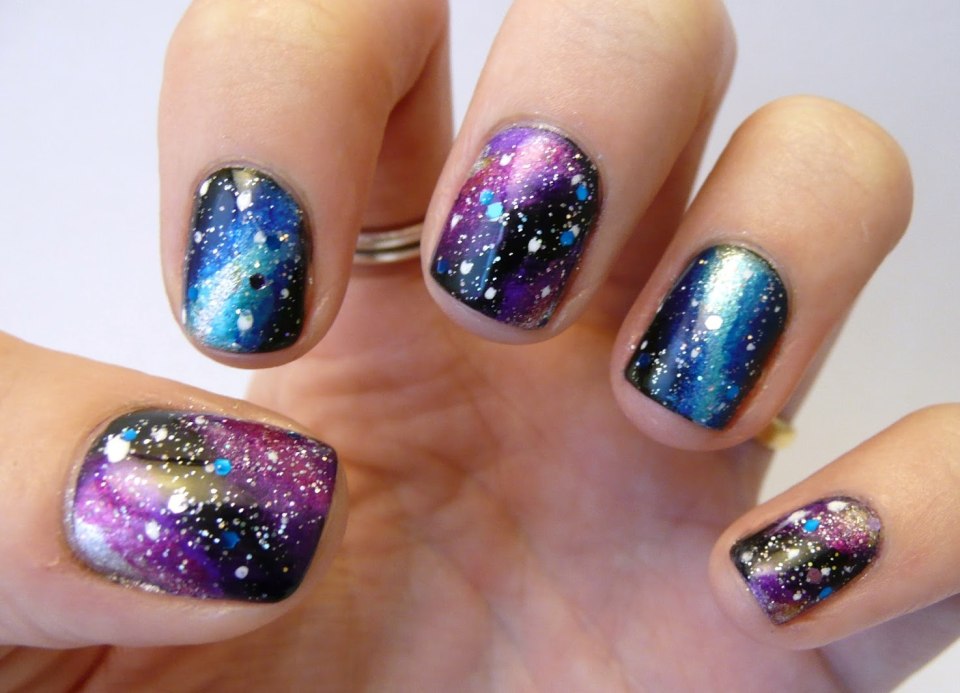 Ногти летние морские