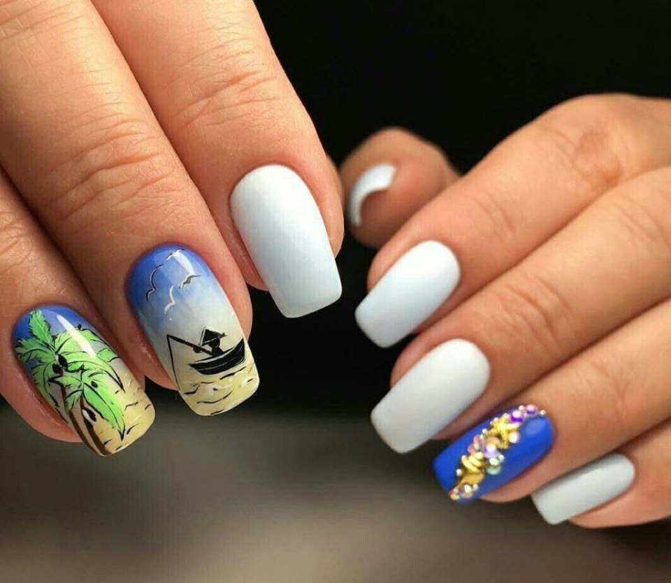 Ногти с диснеевскими героями