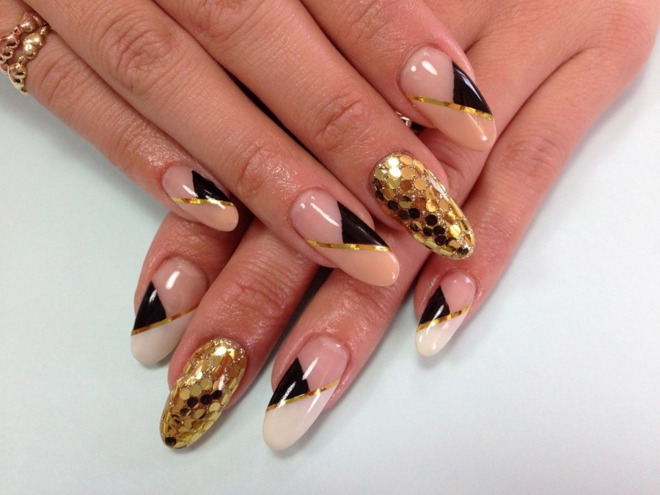 Красивый дизайн ногтей