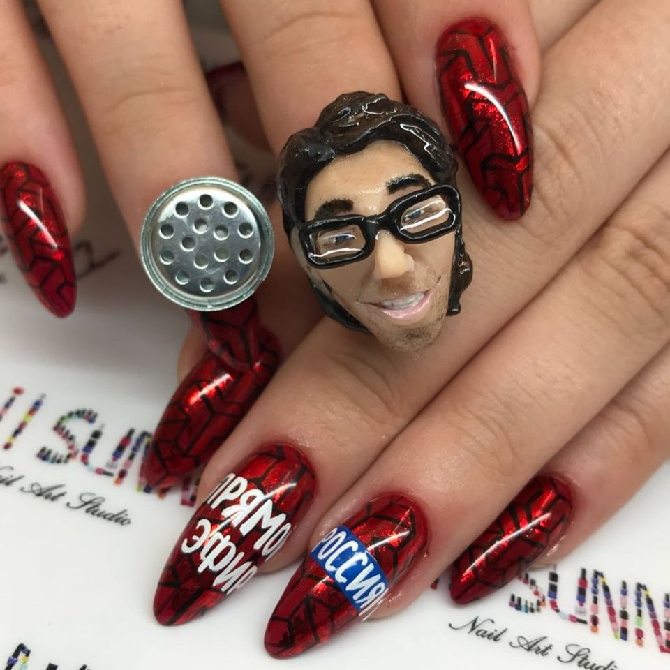 Необычный маникюр