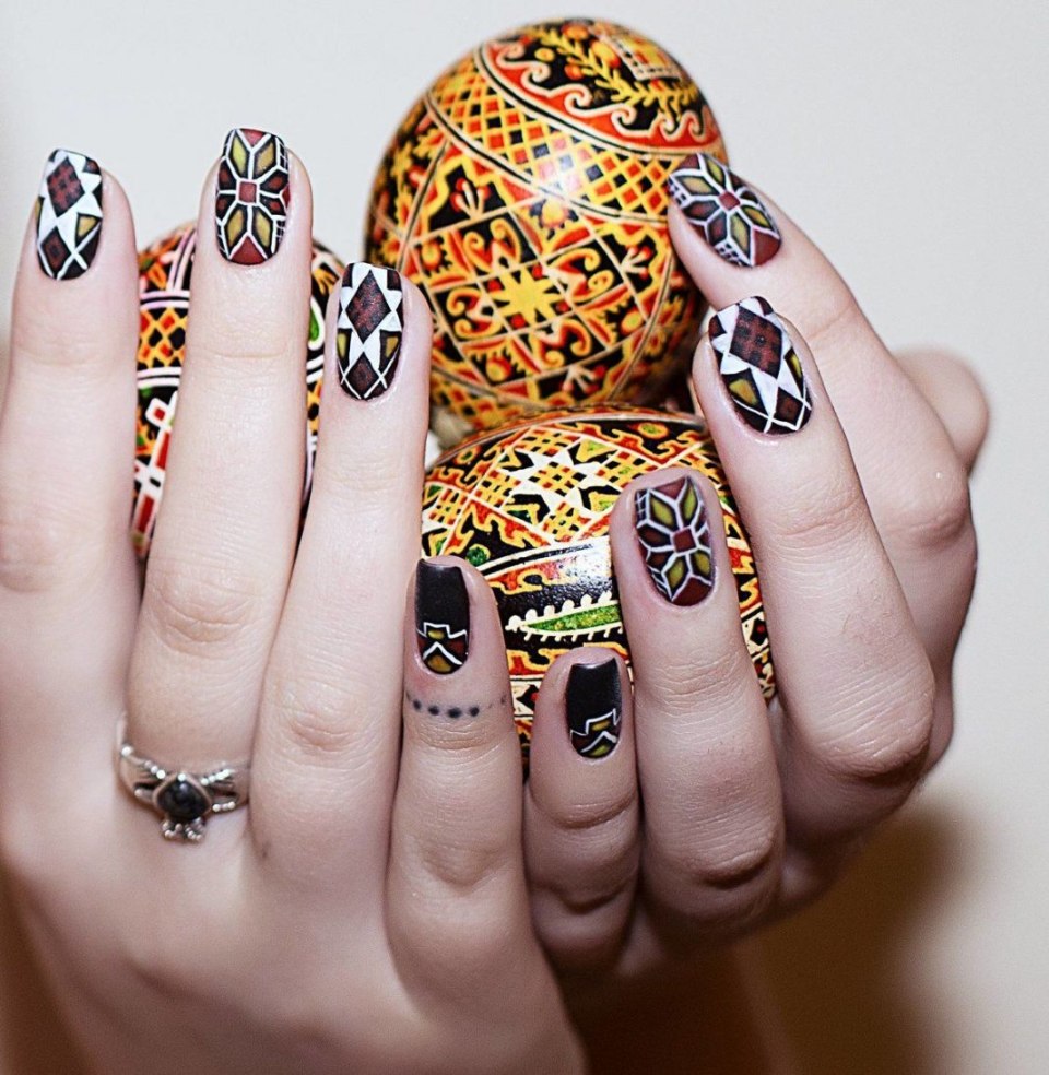 Необычный маникюр