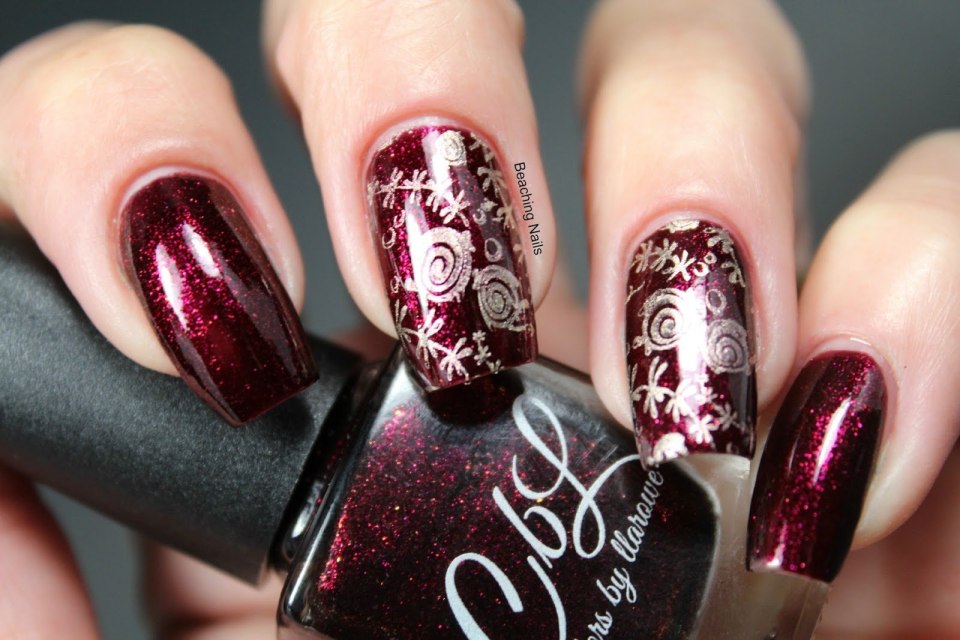 Паутинный маникюр