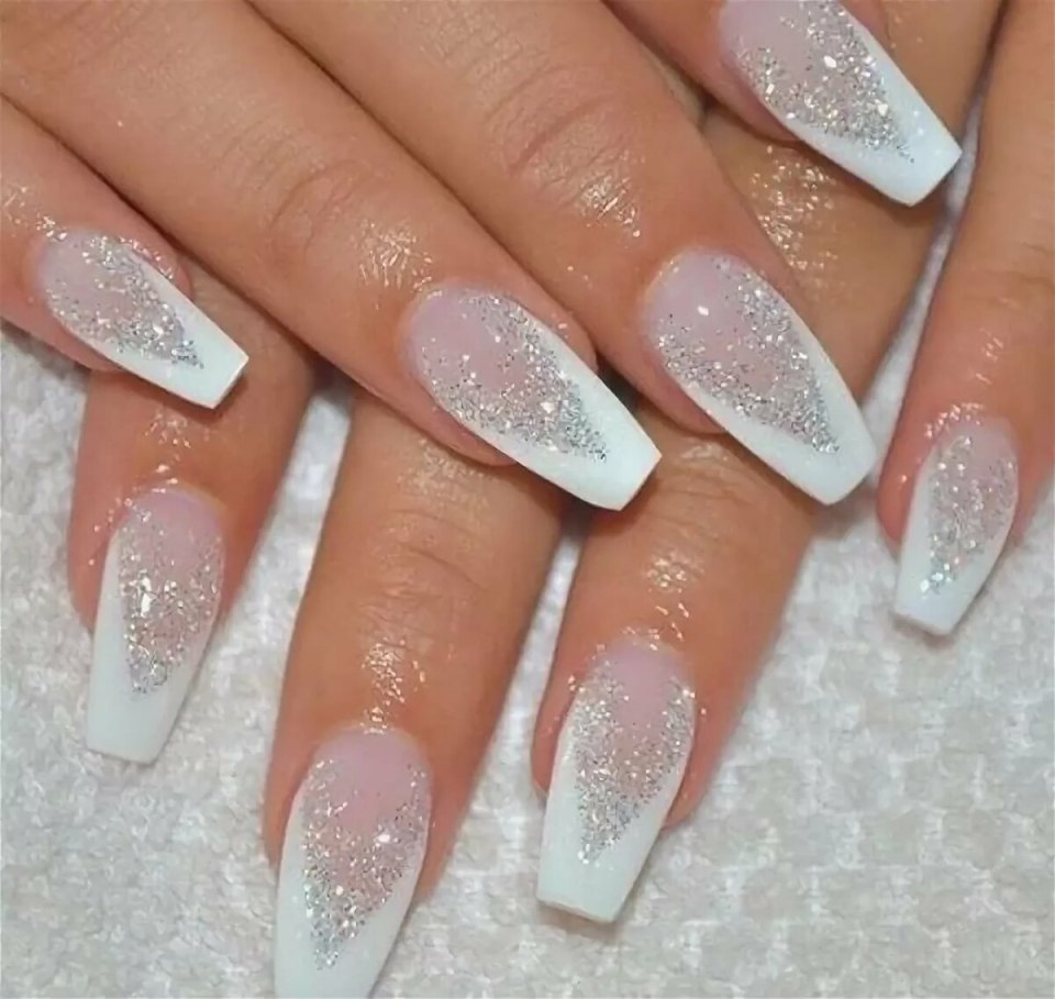 Красивое наращивание ногтей