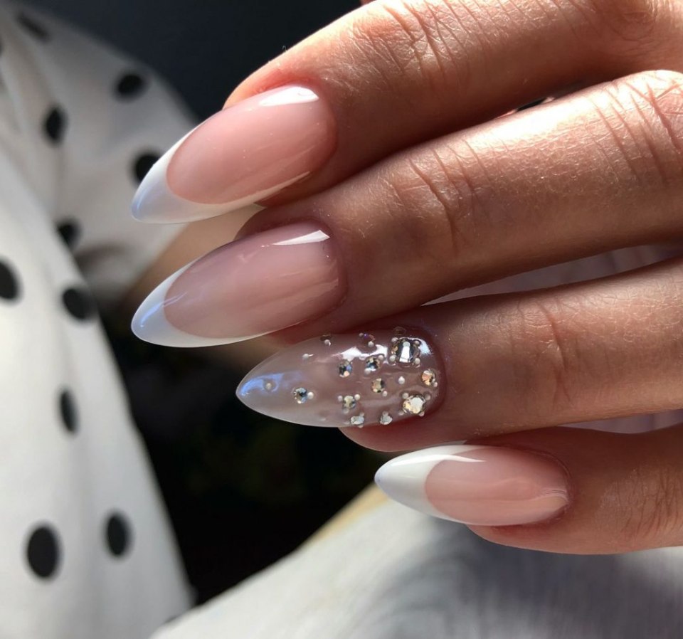 Наращивание с блестками